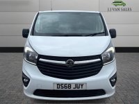 VAUXHALL VIVARO