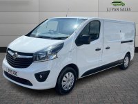 VAUXHALL VIVARO