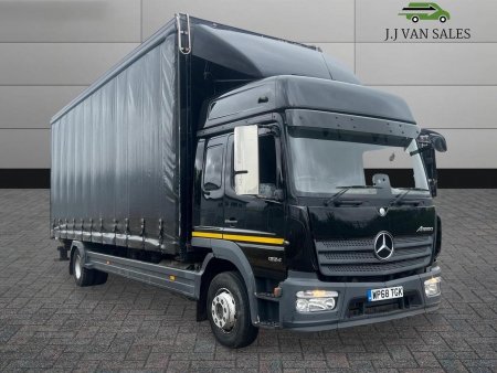MERCEDES-BENZ